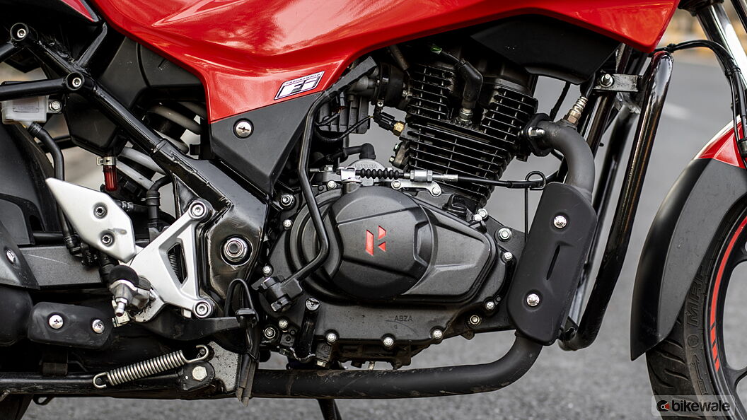 Hero Xtreme 160R Engine From Right