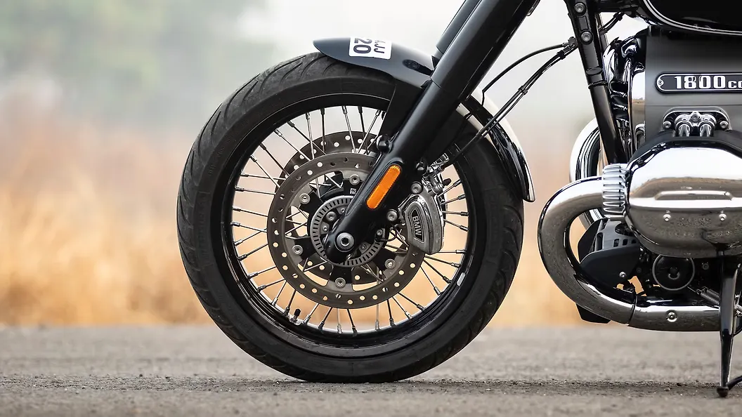 BMW R18 Front Spoke Wheel Image – BikeWale