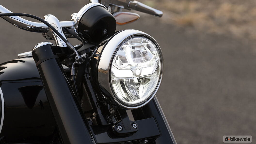 BMW R18 Head Light Image – BikeWale