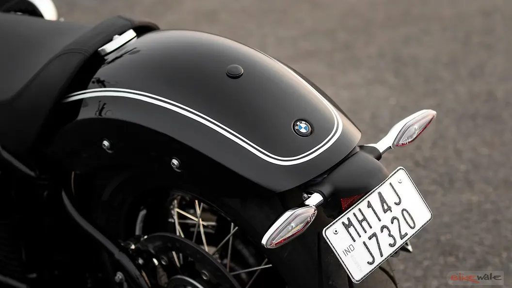 BMW R18 Rear Reflex Reflector Image – BikeWale