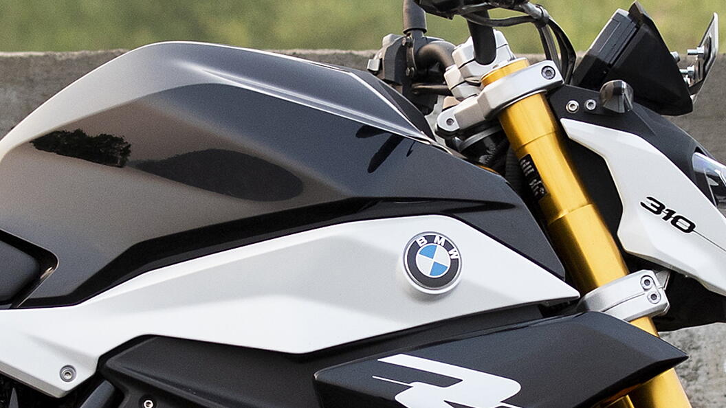 BMW G 310 R Branding/Fuel Tank Decal Image – BikeWale