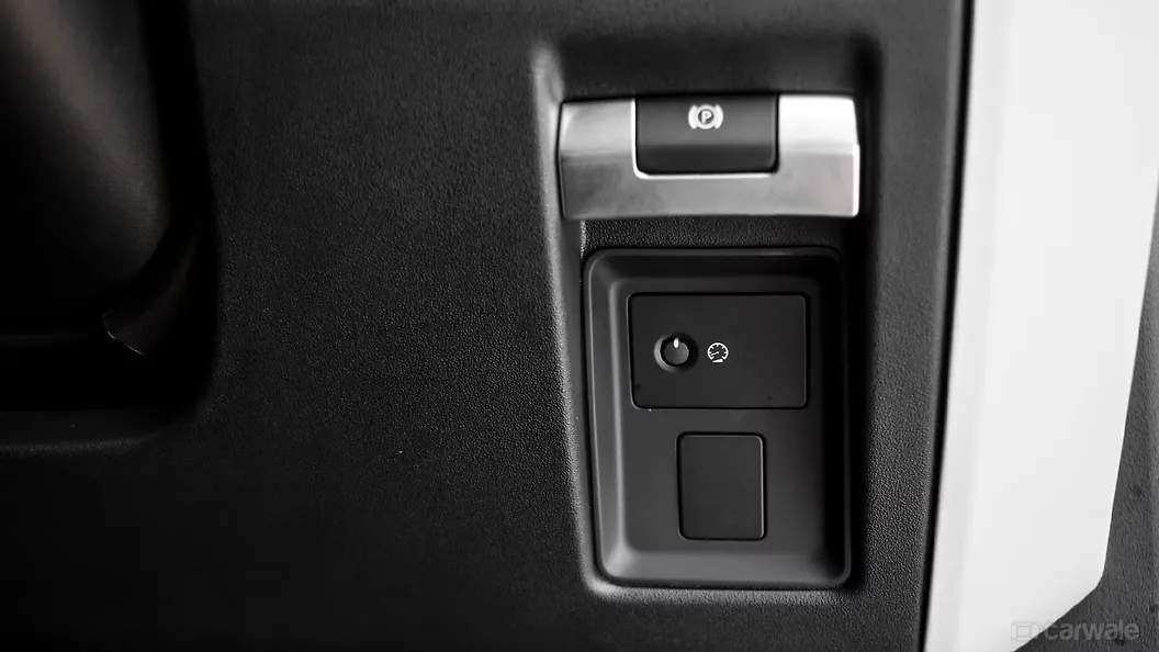 Defender Dashboard Switches Image, Defender Photos in India CarWale