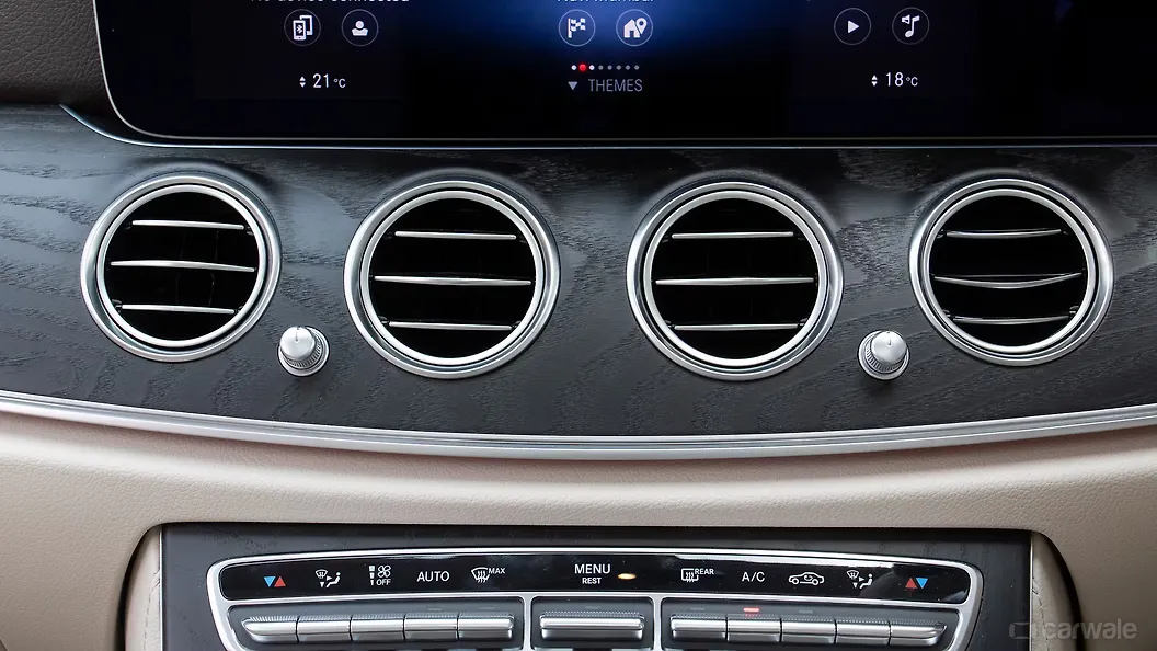 EClass Front Centre Air Vents Image, EClass Photos in India CarWale