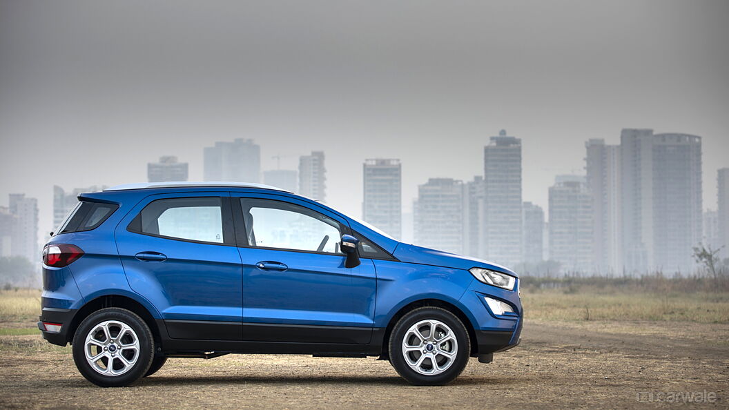 Ford EcoSport Right Side View
