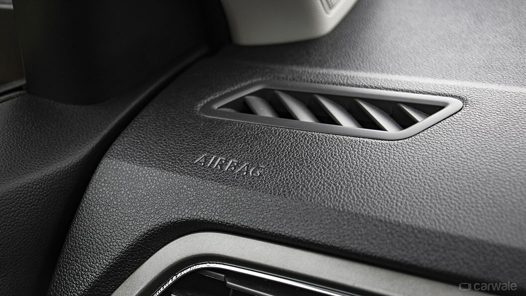 Volkswagen T-Roc Front Passenger Airbag