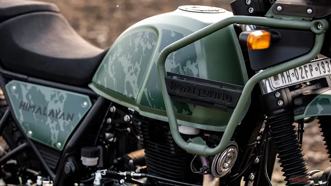 Royal Enfield Himalayan Fuel Tank Image BikeWale