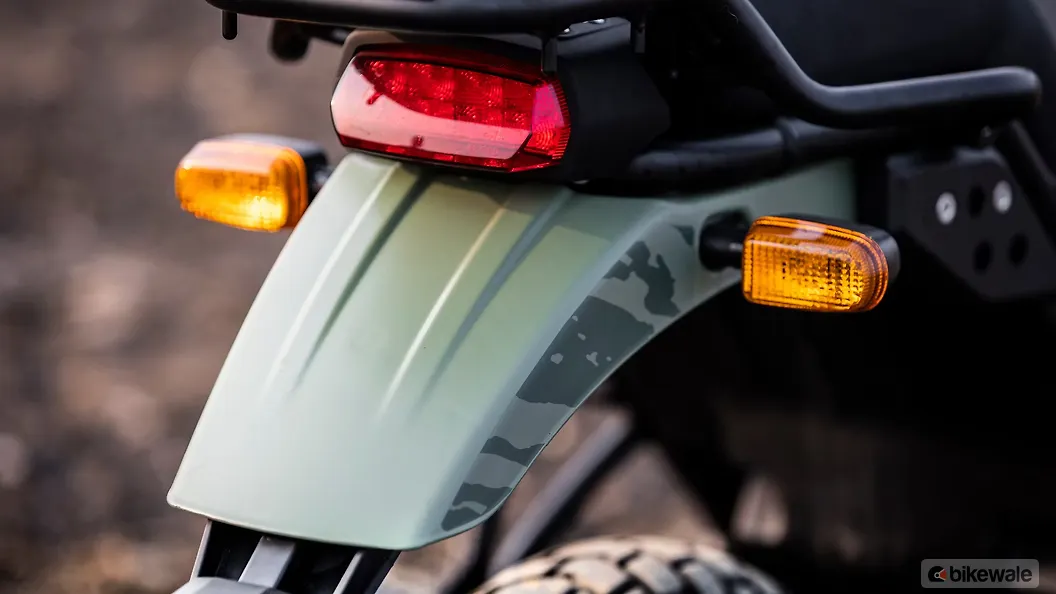 Royal Enfield Himalayan [2015-2023] Rear Fender Image – BikeWale