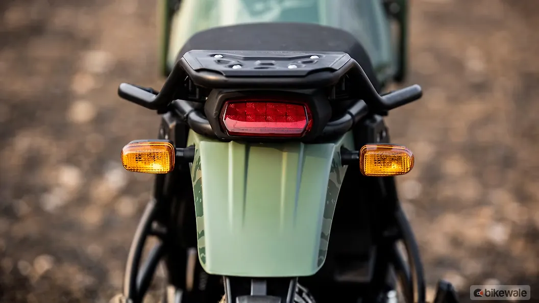 Royal Enfield Himalayan [2015-2023] Rear Fender Image – BikeWale