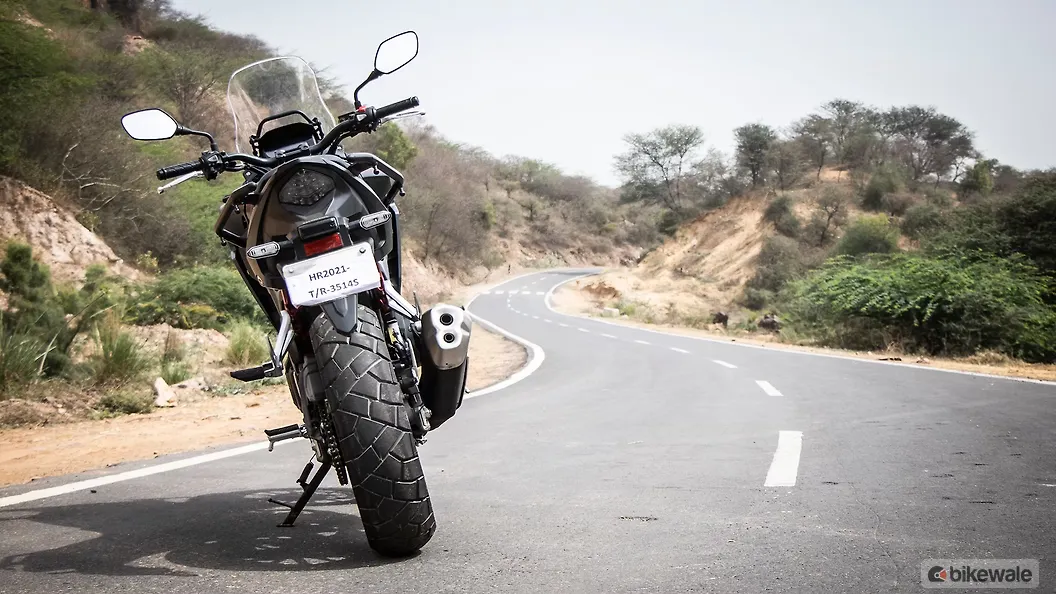 Honda CB500X [2021] Left Side View Image – BikeWale