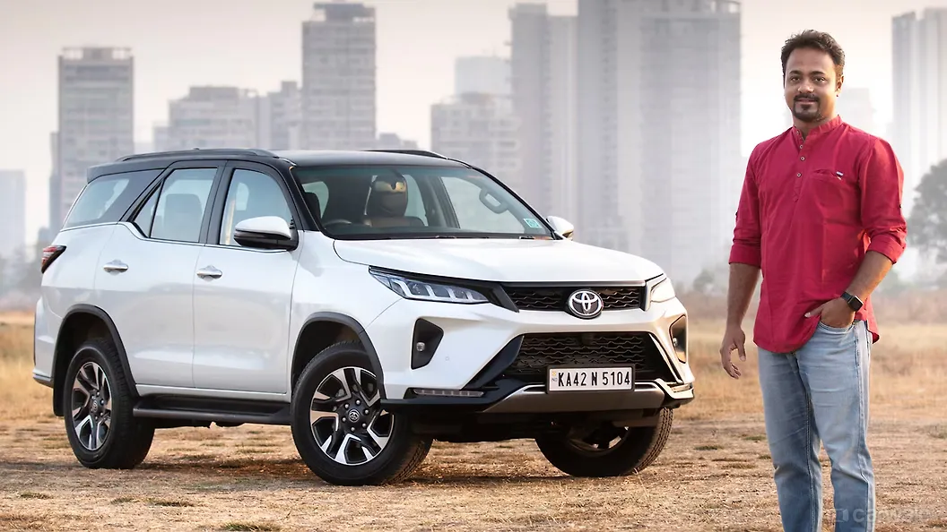 Fortuner Front View Image, Fortuner Photos in India - CarWale