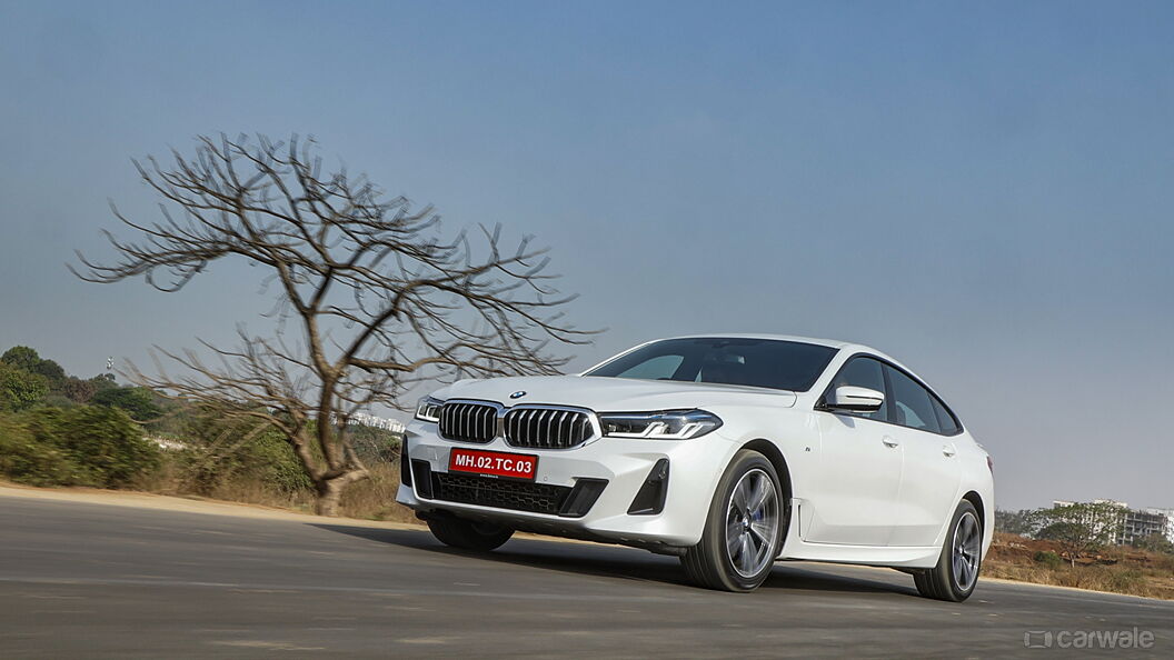Discontinued BMW 6 Series GT 2018 Left Front Three Quarter