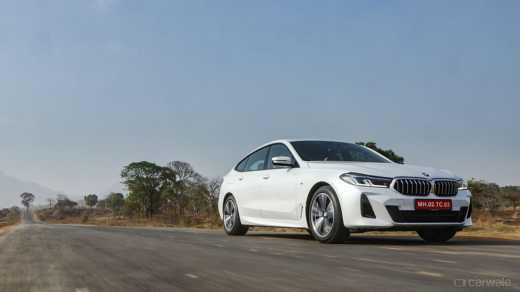 Discontinued BMW 6 Series GT 2018 Right Front Three Quarter