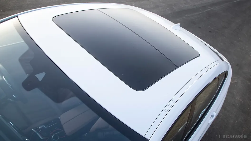 6 Series GT [20182021] Sunroof/Moonroof Image, 6 Series GT [20182021