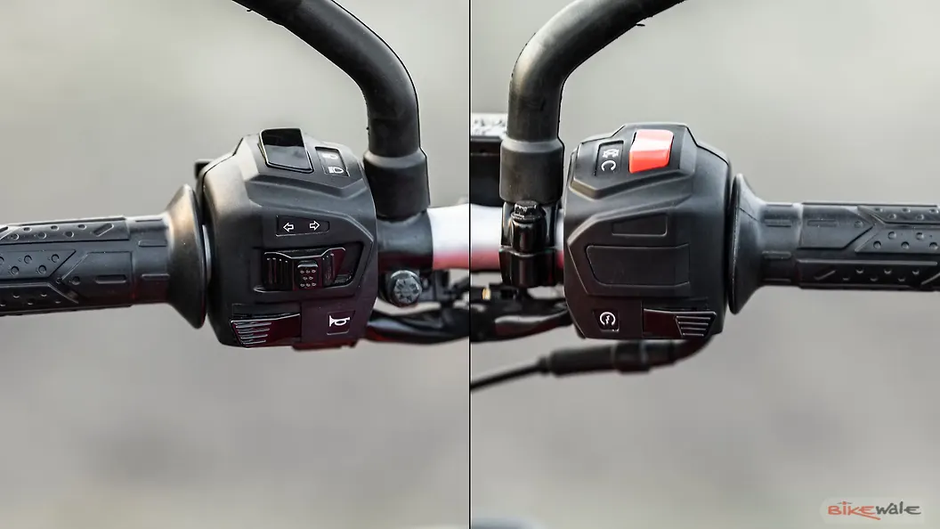 pulsar 200 ns petrol tank lock price