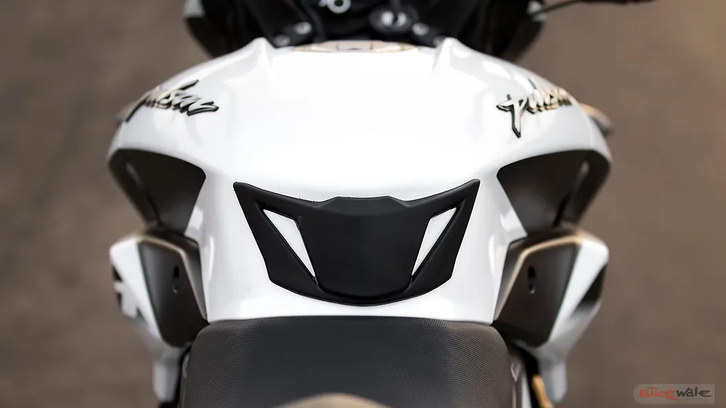 bajaj pulsar 180 fuel tank lock price