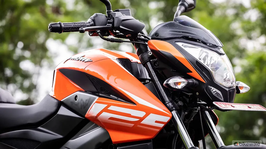 Bajaj Pulsar NS125 Fuel Tank Image BikeWale