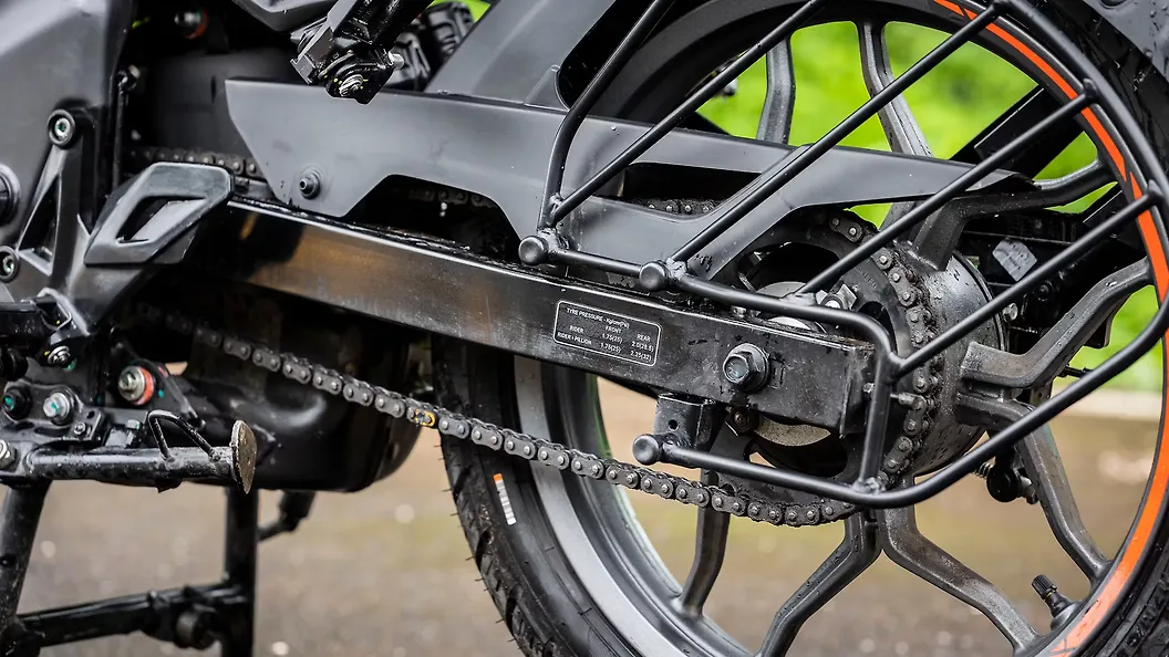 bajaj pulsar 150 chain sprocket price