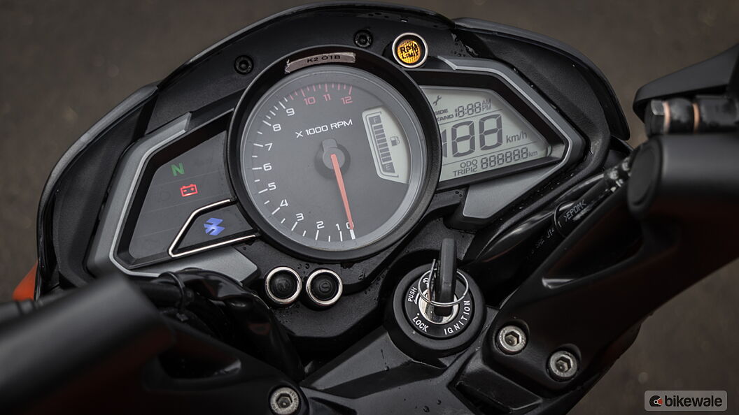 बजाज पल्सर ns125 TFT / Instrument Cluster