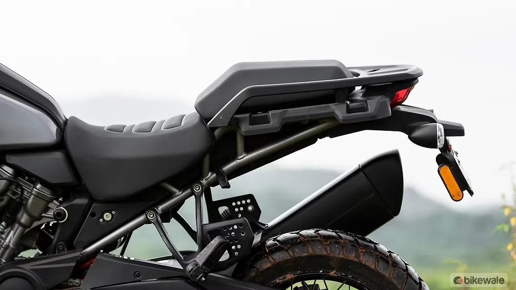 HarleyDavidson PAN America 1250 [2022] Seat Remove/Fix Lock Image