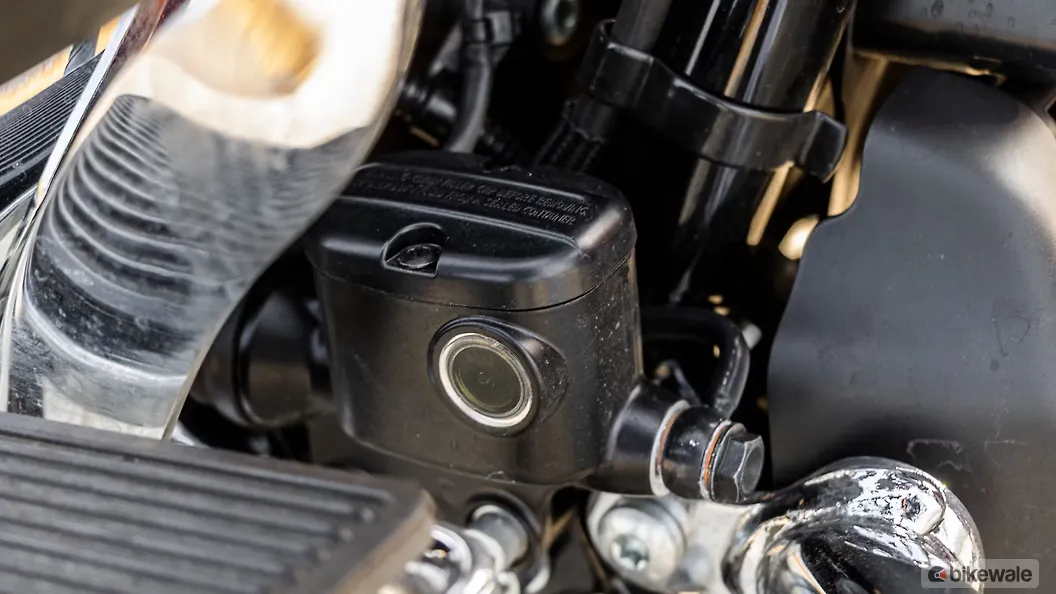 Images of HarleyDavidson Road King Photos of Road King BikeWale