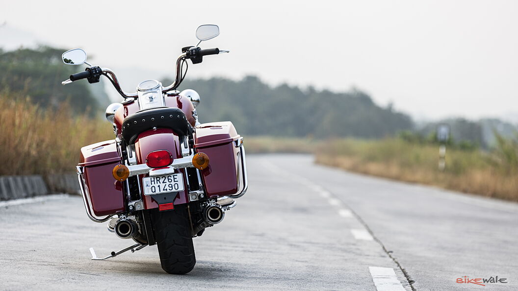 Harley-Davidson Road King Rear View Image – BikeWale