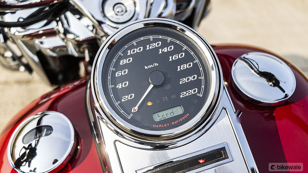 Harley-Davidson Road King TFT / Instrument Cluster