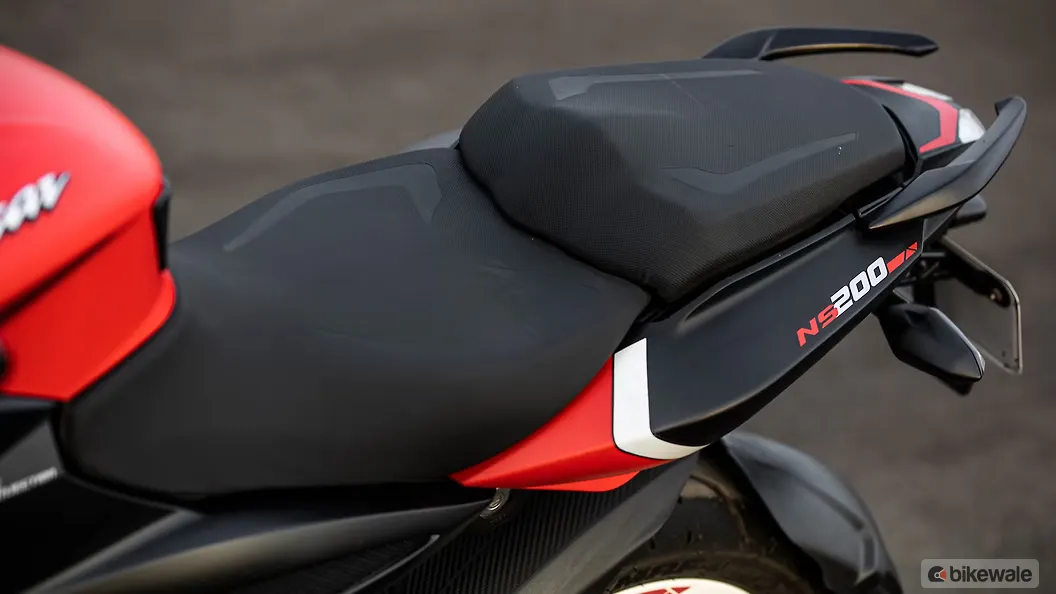 Bajaj Pulsar NS200 Pillion Seat Image BikeWale