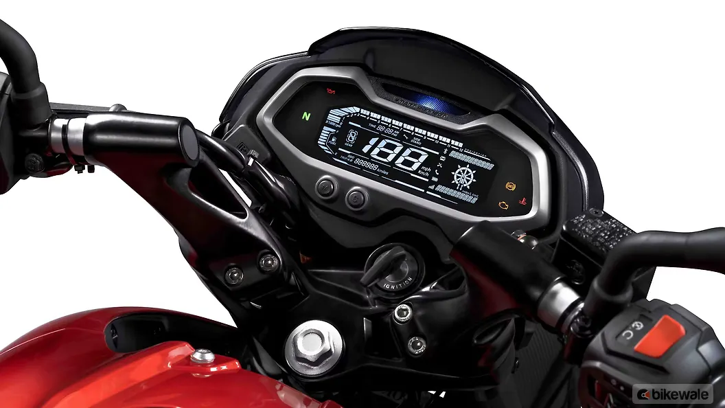 Bajaj Pulsar NS200 Front View Image BikeWale