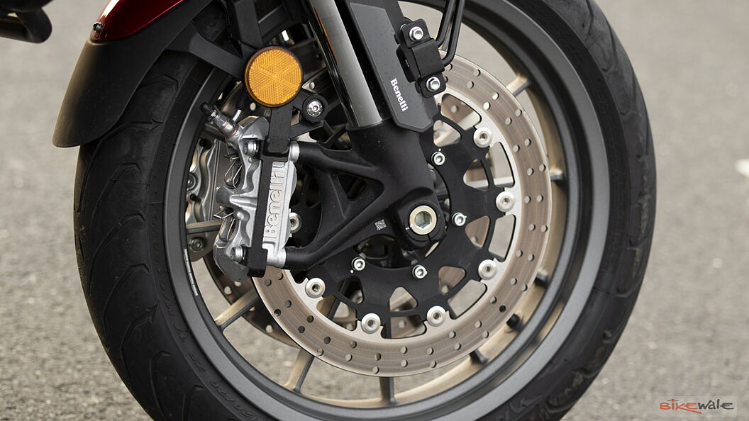 Benelli TRK 502 Front Suspension Image – BikeWale