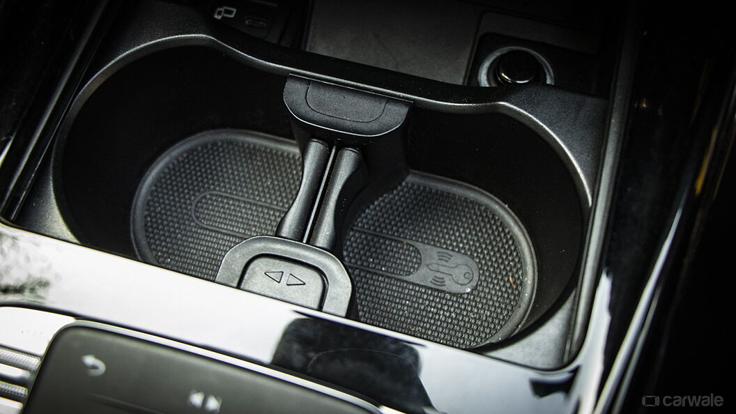 Mercedes-Benz AMG A35 Cup Holders