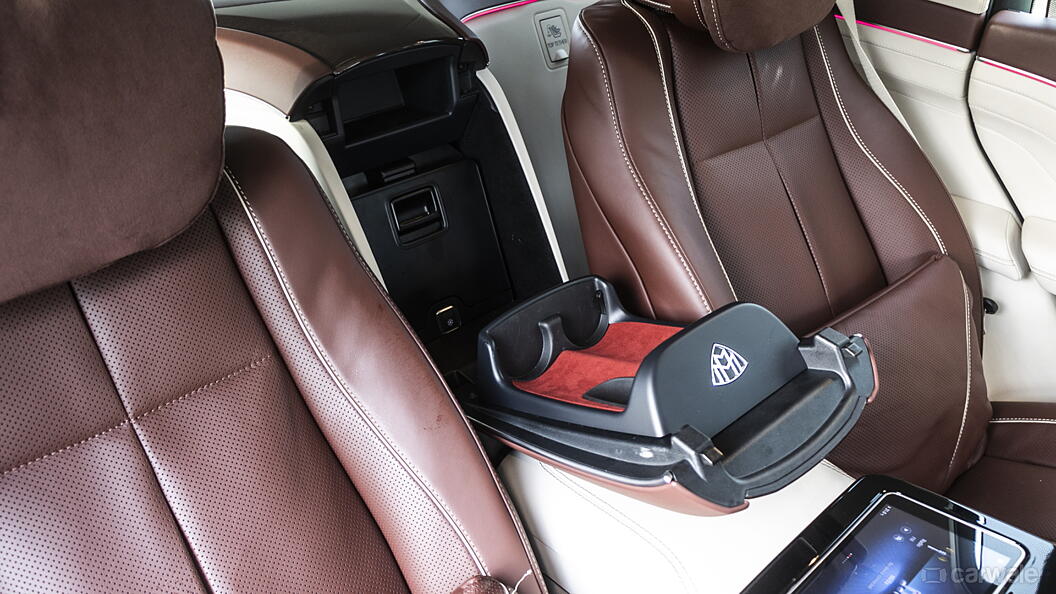 Maybach GLS Rear Cup Holders Image, Maybach GLS Photos in India - CarWale