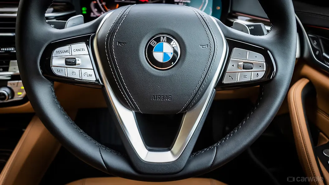 5 Series Steering Mounted Controls Image, 5 Series Photos in India