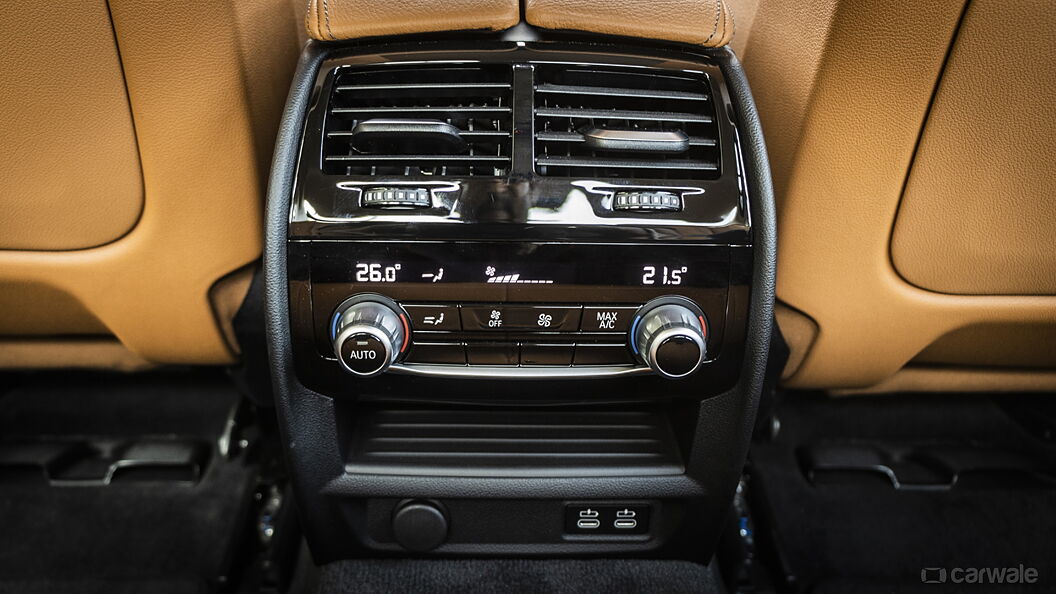 BMW 5 Series [2021-2024] AC Controls
