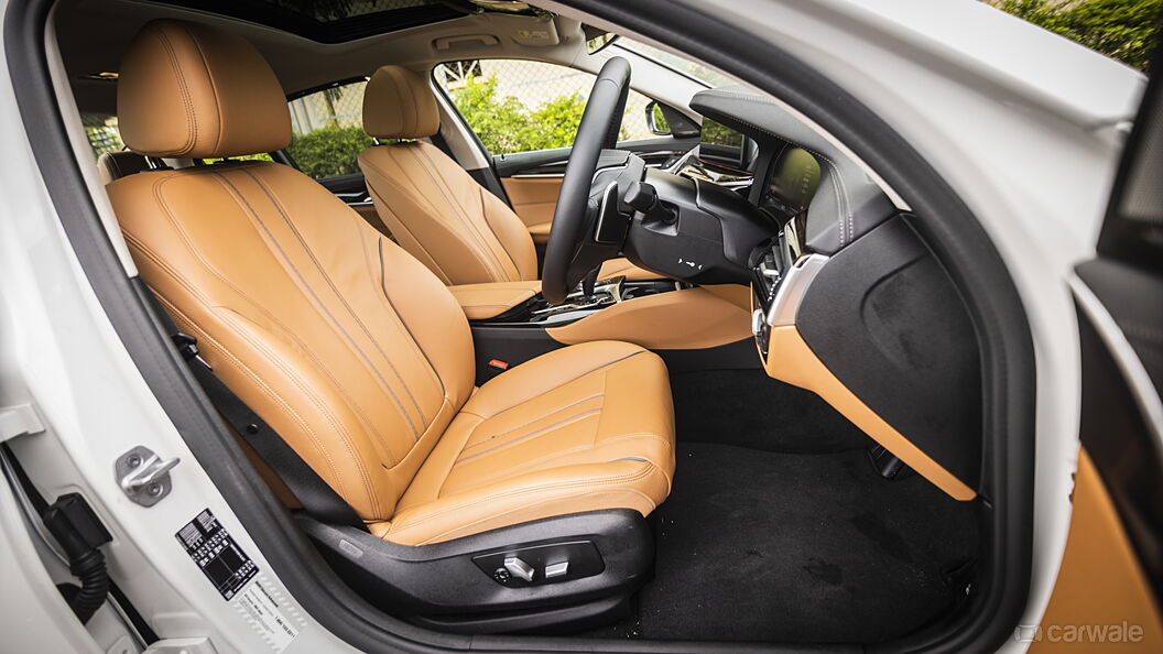 BMW 5 Series [2021-2024] Front Row Seats