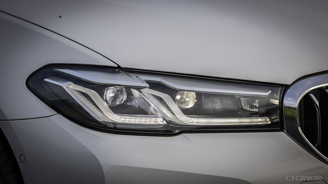 BMW 5 Series [2021-2024] Headlight