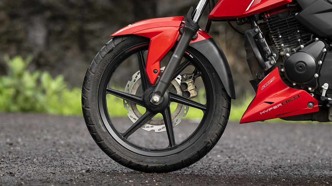 Tvs apache deals front mudguard price