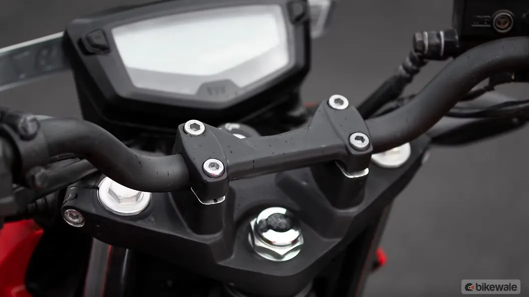 apache rtr 180 handle lock set price