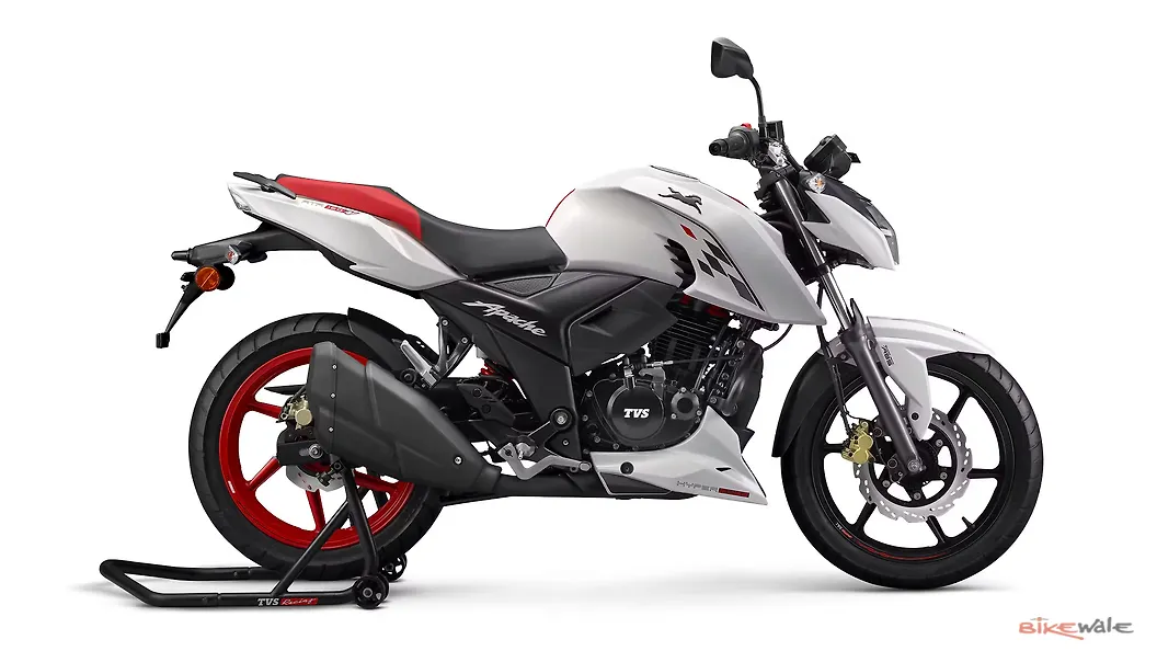 TVS Apache RTR 160 4V Right Side View Image BikeWale tvs-apache-rtr-160-4v-right-side-view-image-bikewale