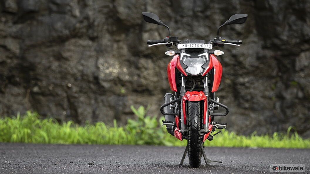 TVS Apache RTR 160 4V Front View