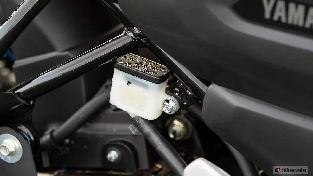 Yamaha FZ X Rear Brake Fluid Reservoir Image BikeWale