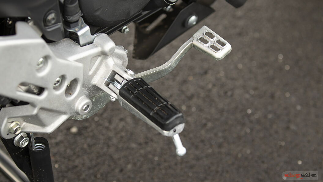 Yamaha FZ X Clutch Lever Image – BikeWale