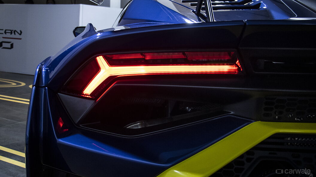 Lamborghini Huracan STO Rear Signal/Blinker Light