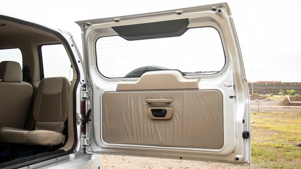 Bolero Neo Rear Door Pad Image, Bolero Neo Photos in India CarWale
