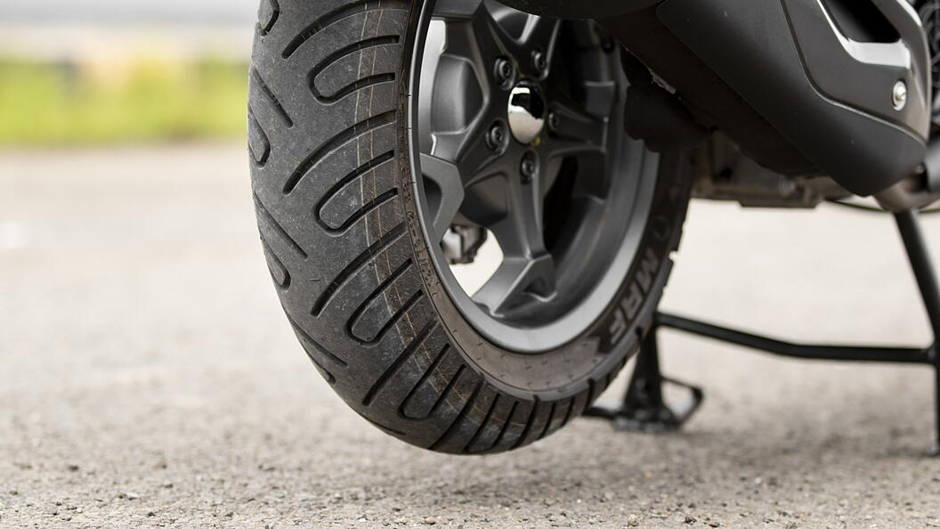 Aprilia SXR 125 Rear Alloy Wheel Image – BikeWale