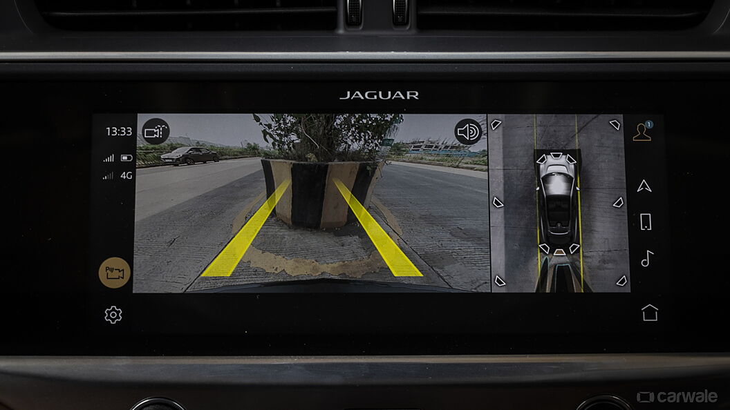 Jaguar I-Pace 360-Degree Camera Control