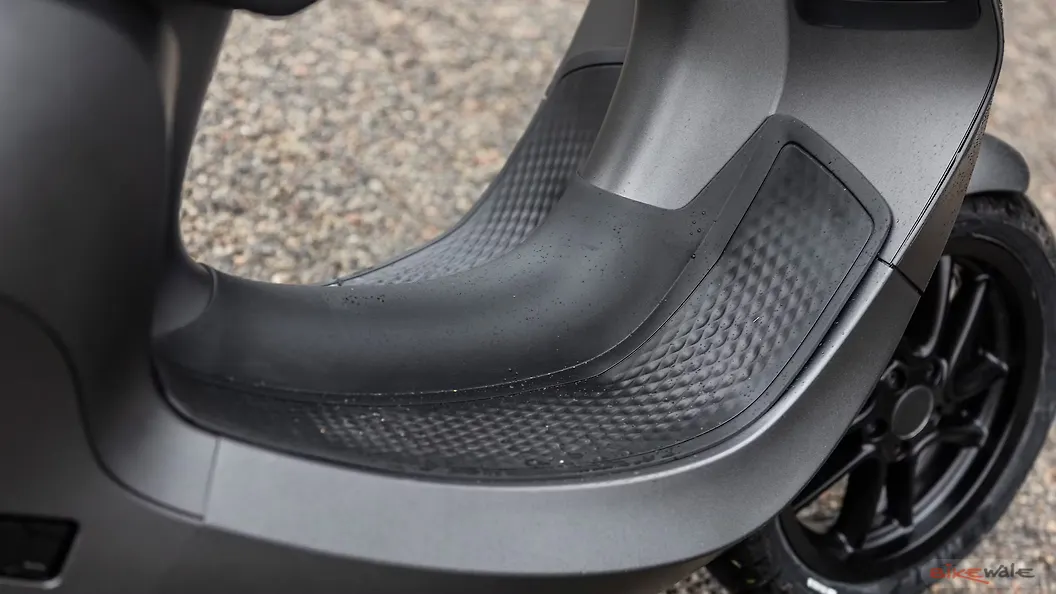 OLA S1 Front Alloy Wheel Image BikeWale