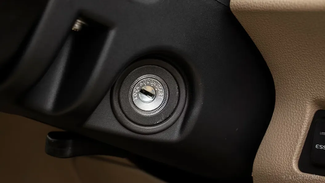 Bolero Neo Dashboard Switches Image, Bolero Neo Photos in India CarWale