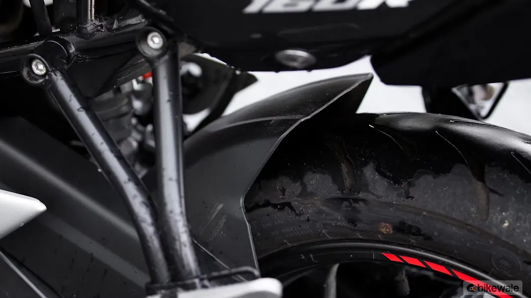 TVS Apache RTR 160 4V Drive Chain and Sprocket Image BikeWale