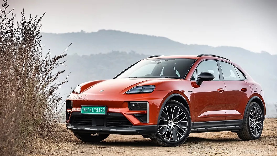 Porsche Macan Left Front Three Quarter Porsche Macan Left Front Three Quarter