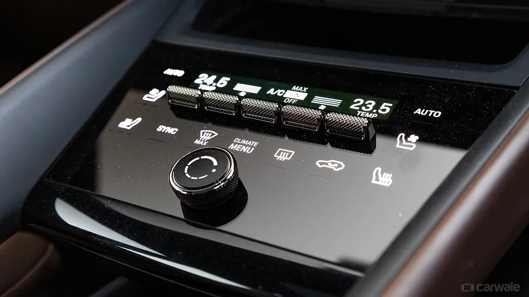 Porsche Macan AC Controls